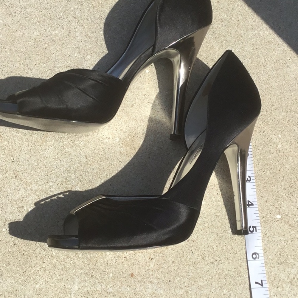 Jessica Simpson. Black elegant dress heels. 9B - Picture 5 of 6